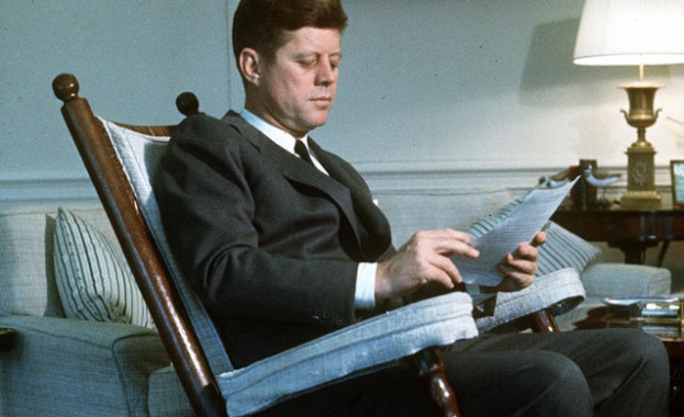 Катафалката, возила Джон Ф. Кенеди, отива на търг  