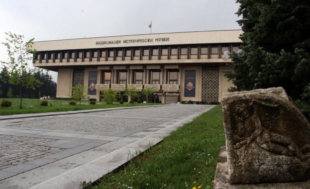 НИМ и SOS Детски селища организират „Светлина за щастливо детство" 