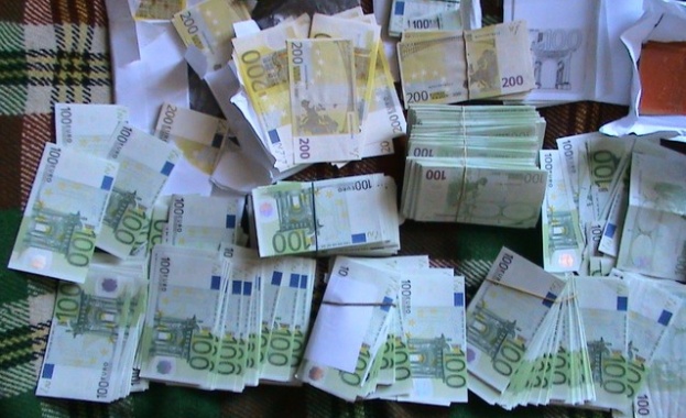 Русия кредитира с 2,5 млрд. евро Кипър 
