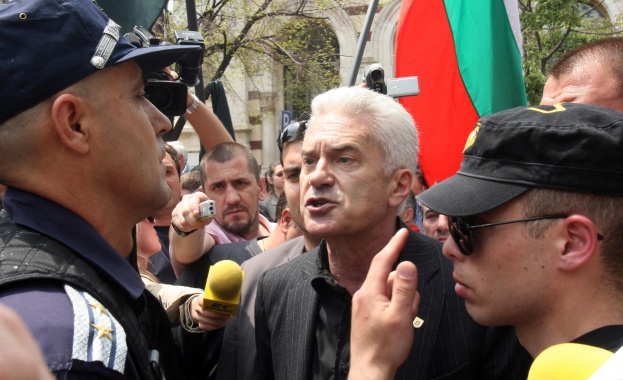 Сидеров: bTV се опитва да внуши на аудиторията, че кланът Рашкови  е жертва на насилие