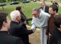 Днес,31 май,в Южен парк - ІІ част в близост до хотел „Хилтън" министърът на културата Вежди Рашидов и кметът на София Йорданка Фандъкова участваха в инициативата „Катин...да спасим от забрава".