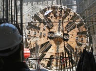 Днес,20 юни, министър-председателят Бойко Борисов присъства на приключването на основния етап от изграждането на най-възловата метростанция от Софийското метро. Метростанция 8 е разположена на бул. "Кн. Мария Луиза" пред ЦУМ, където се пресичат 