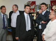 Меморандум от Кръглата маса по проблемите на сигурността и организацията на футболните срещи беше подписан официално днес 21 юни. Събитието  се състоя в сградата на БФС на ул. "Цар Иван-Асен II" №26. Подписи под документа положиха президентът на