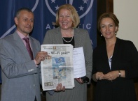 Днес, 23 юни, в зала „Александър" на столичния хотел „Радисън", паневропейският съюз - България и Институт „Отворено общество" организират съвместно публична дискусия по повод края на унгарското председателство на ЕС. Участници в събитието 