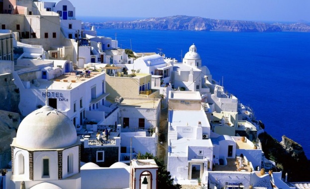 "Вима": Гърция има пари само за заплати и пенсии