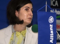 ПРЕСКОНФЕРЕНЦИЯ НА РЪКОВОДСТВОТО НА "АЛИАНЦ БЪЛГАРИЯ" И ТЕГЛЕНЕ НА ЖРЕБИЙ ОТ ИЗВЕСТЕН БЪЛГАРСКИ ФУТБОЛИСТ ЗА ОПРЕДЕЛЯНЕТО НА ТРИМАТА МЛАДИ ФУТБОЛИСТИ ОТ 14 ДО 16 г, КОИТО ЩЕ УЧАСТВАТ В МЛАДЕЖКИЯ ФУТБОЛЕН ЛАГЕР В БАЙЕРН МЮНХЕН. С УЧАСТИЕТО НА ВИЦ