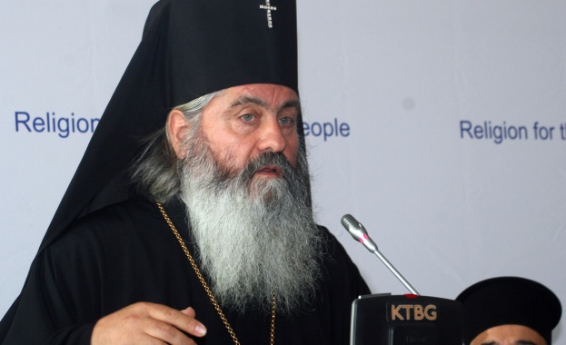 Митрополит Кирил: Изживяваме период на световна нравствена и материална криза