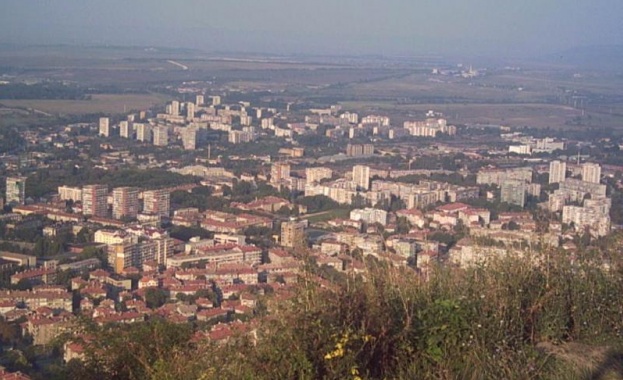 Кметът на Шумен: Не общината решава кога ще бъде пуснато парното 