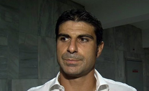 Гонзо сменя двама след загубата от "Лудогорец"