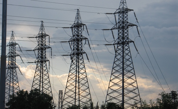 ЕVN България продължават работа по възстановяване на електрозахранването в Югоизточна България