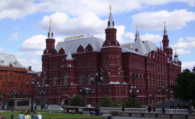 Кой ще победи на парламентарните избори в Русия?  