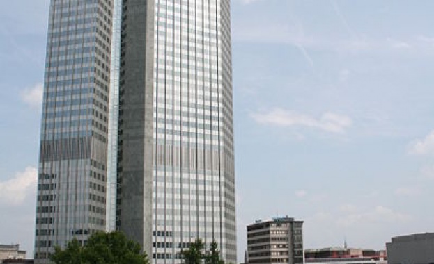 „Фич” понижи рейтинга на пет европейски банки