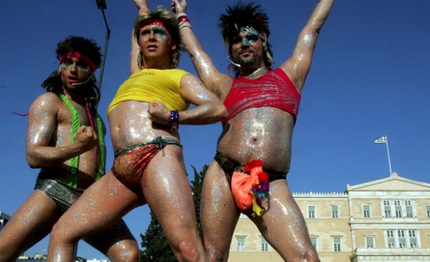 За първи път във Франция официално бе признат хомосексуален съюз