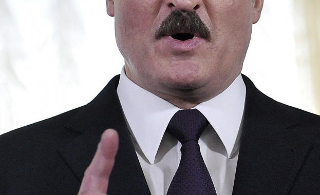 Лукашенко помилва 11 задържани демонстранти 