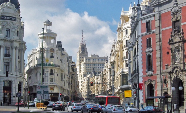 Втори ден в Испания стачкуват учителите 