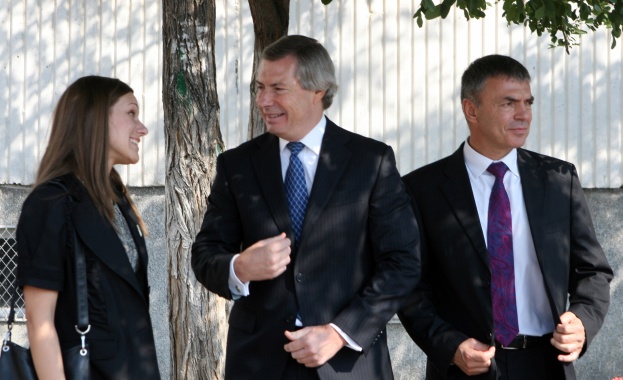 Джеймс Уорлик открива представяне на песни и танци на коренните американци