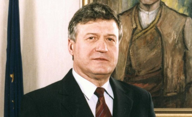 Ангел Марин утре ще посети Карлово 