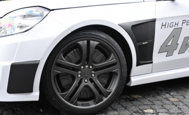 Токът удари и Brabus  