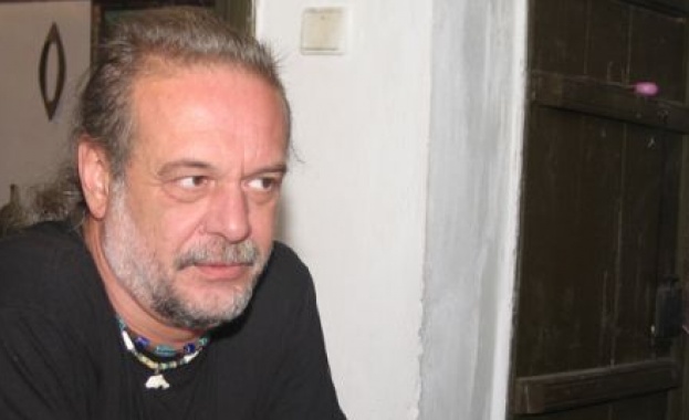 Проф. Евгений Дайнов: Държавата е безсилна