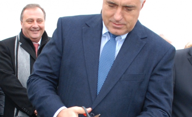 Борисов ще открие рехабилитирани пътни участъци в областите Хасково и Кърджали