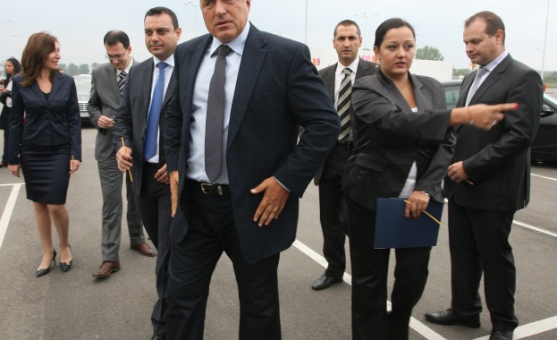 Борисов: В условията на криза правителството отпуска огромни средства за изграждането на инфраструктура