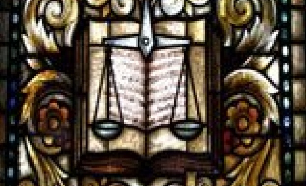 Най-сетне  обвиниха младежа, прегазил свои връстници навръх Великден в Симеоновград 