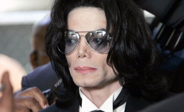 Обстоятелствата около смъртта на Майкъл Джексън стават все по-ясни