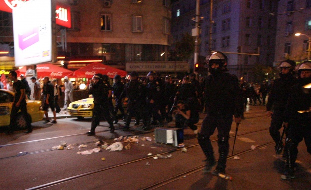 Миков за Катуница: Ситуацията завари управлението крайно неподготвено  