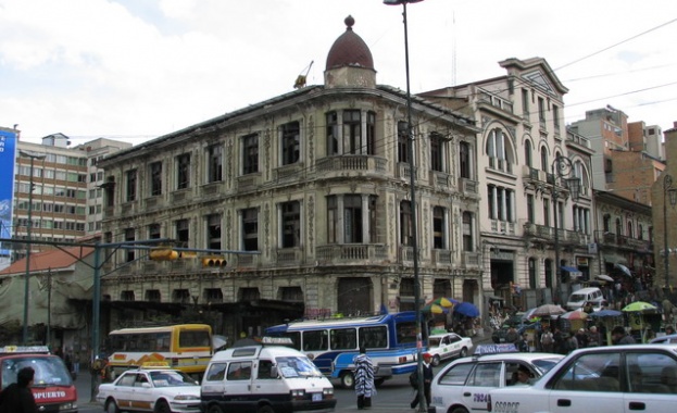 Боливия: След военният министър, оставка подаде и министърът на вътрешните работи