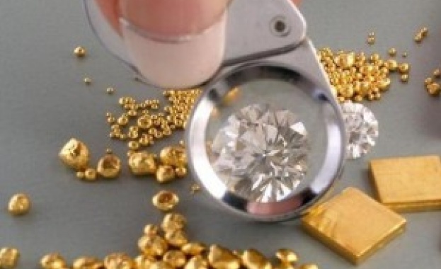 Контрабандни златни накити за близо 200 000 лева задържаха на МП Капитан Андреево 