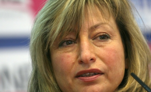 Мира Радева: Първанов много се набърка във формирането на изпълнителната власт