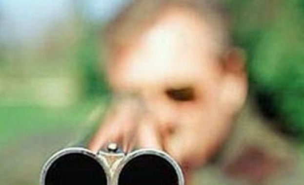 11 - годишно дете заплаши с пушка  възрастен човек 