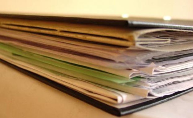 Осъдиха двама французи, заровили живи хомосексуална двойка