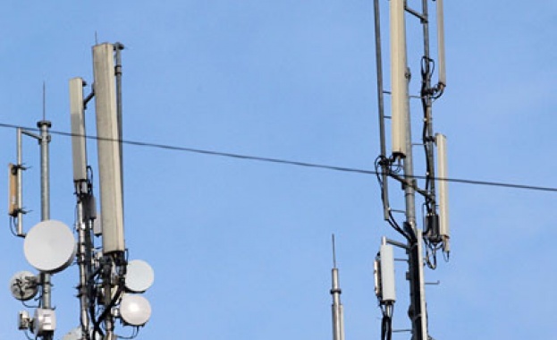 Повече от половината GSM  антени са незаконни 