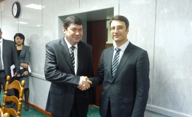 Българска марка синтетични масла стъпва на узбекския пазар