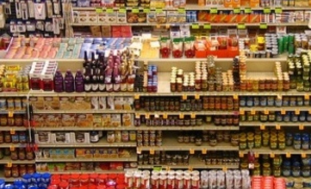 Ръст в цените на домати и краставици отчитат от ДКСБТ