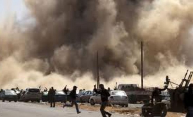 Мощен взрив в Сирт, загинаха най-малко 100 души