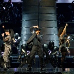 Музикалният свят на Джако в "The Immortal World Tour"