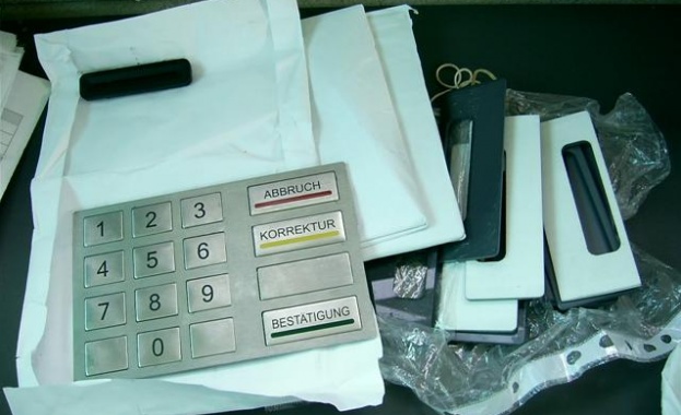 Осем пакета със скиминги задържаха на Ферибот "Видин"