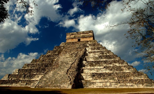 Мистериозният залез на маите: защо и как? 