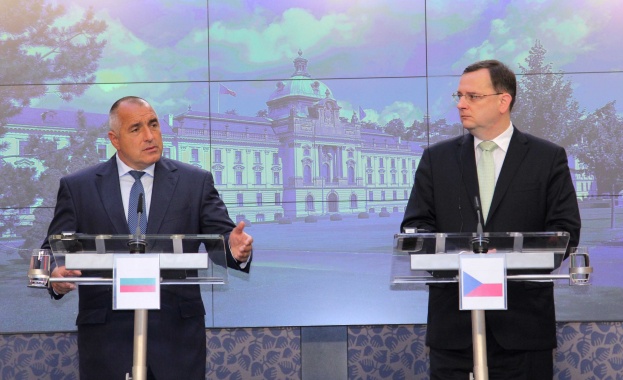 Петр Нечас: Чешката страна подкрепя България за присъединяването й към Шенген