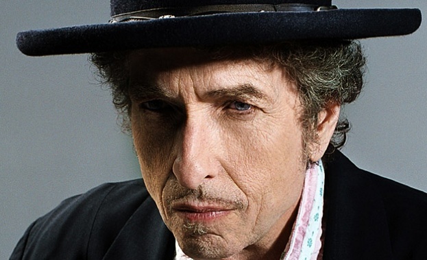 Боб Дилън издаде първия си албум с оригинални песни от