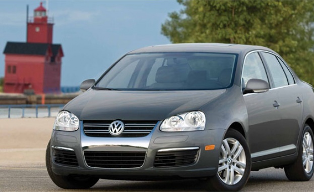 Volkswagen “привиква” в сервиза 160 000 автомобила