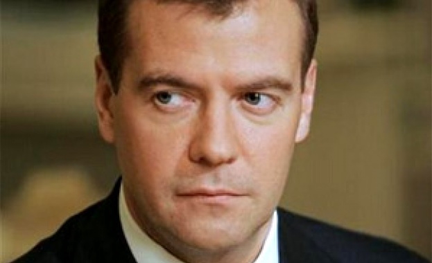 Медведев за първи път каза, че сирийският президент трябва да си отиде 