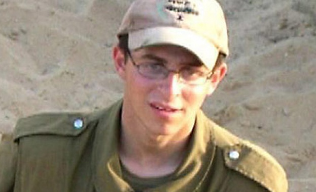 Израел и ХАМАС се договориха да разменят Шалит за 1000 палестинци 