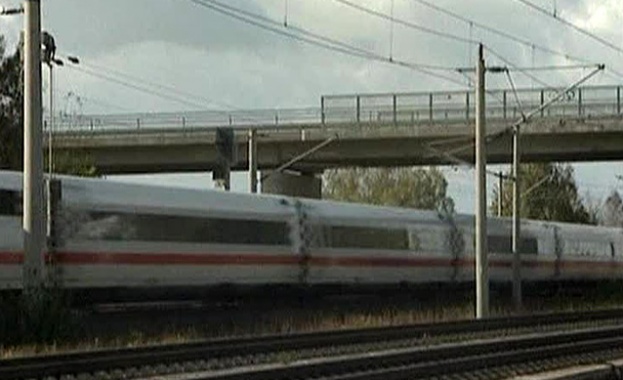 Сблъсък на влакове в източната част на Австрия затвори линията за Унгария