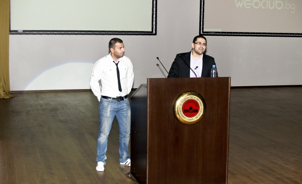 В УНСС представиха нова комуникационна платформа Webclub.bg  