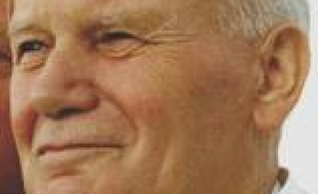 В Москва се появи паметник на папа  Йоан Павел II