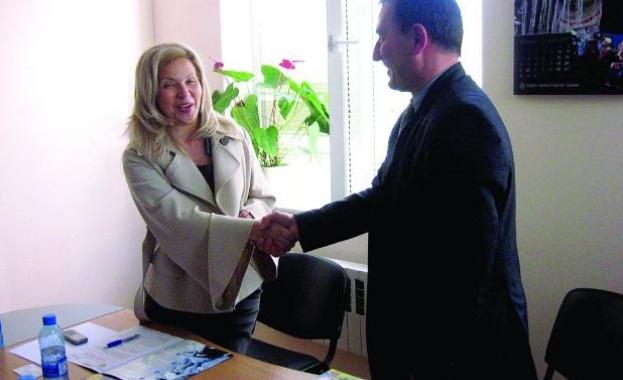 Антоанета Апостолова: На всеки лев, който бизнесът инвестира, ние насреща предлагаме проект