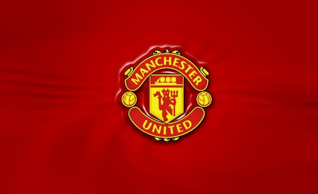 Футболната асоциация разследва Суарес за расистки обиди към Евра  